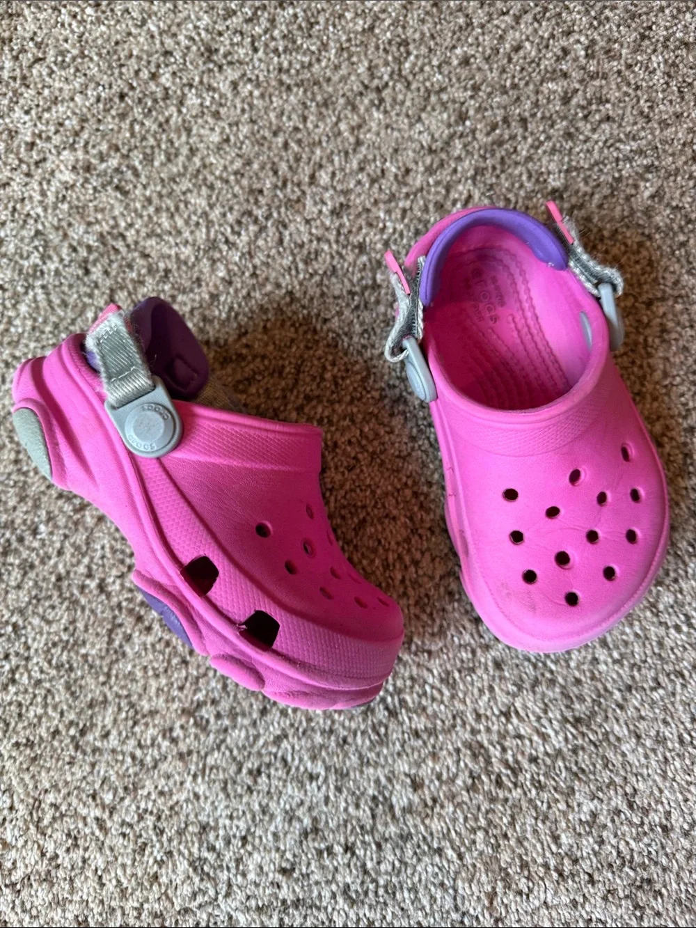 CROCS | Kids Clog in Hot Pink with Look and Hoop Strap